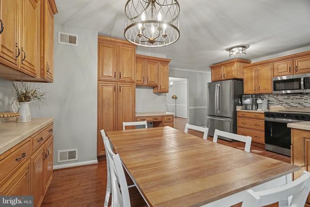 7 PINE TREE DR, New Cumberland, PA 17070