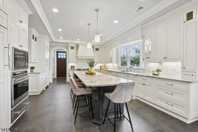 22 Wordsworth Rd, Millburn Twp., NJ 07078