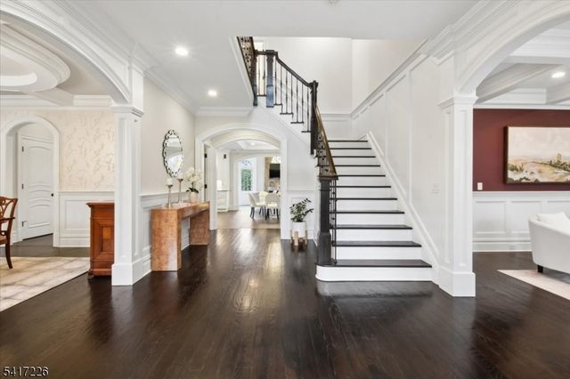 22 Wordsworth Rd, Millburn Twp., NJ 07078