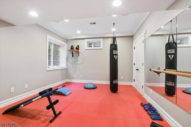 22 Wordsworth Rd, Millburn Twp., NJ 07078