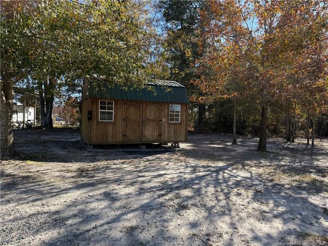 140 James H Road, Cameron, NC 28326