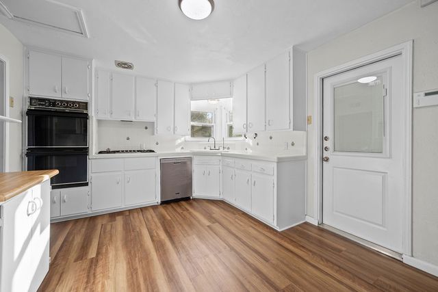 450 Claremore St, Corpus Christi, TX 78412