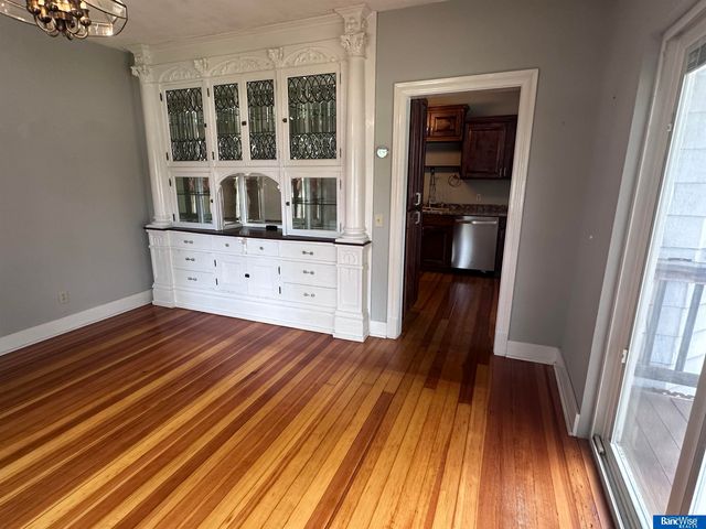 1207 8th Street, Aurora, NE 68818