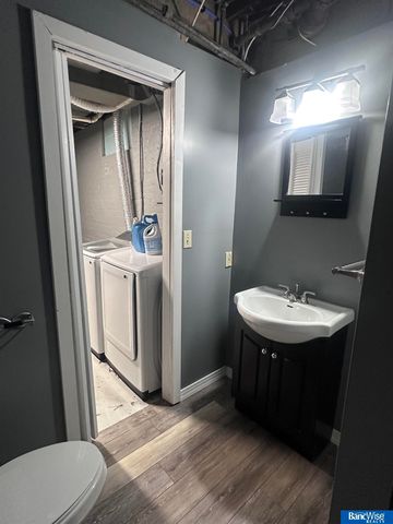 1207 8th Street, Aurora, NE 68818