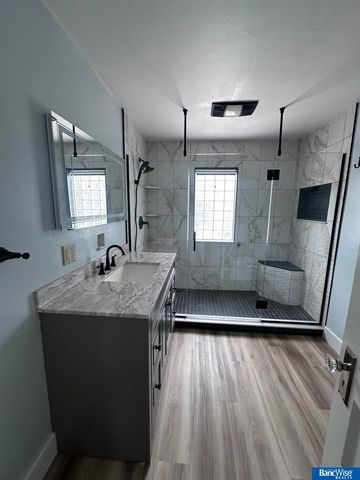 1207 8th Street, Aurora, NE 68818