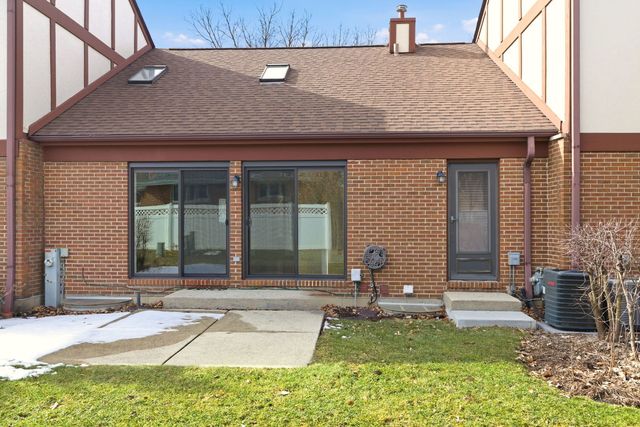 3057 Ashton Court, Westchester, IL 60154