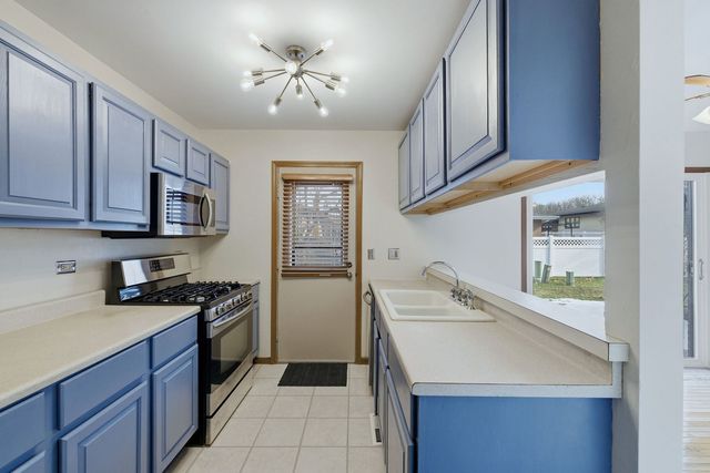 3057 Ashton Court, Westchester, IL 60154