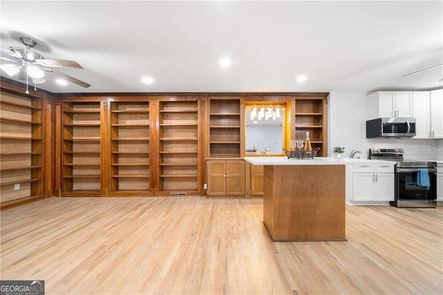 9058 Woodlake Lane, Villa Rica, GA 30180