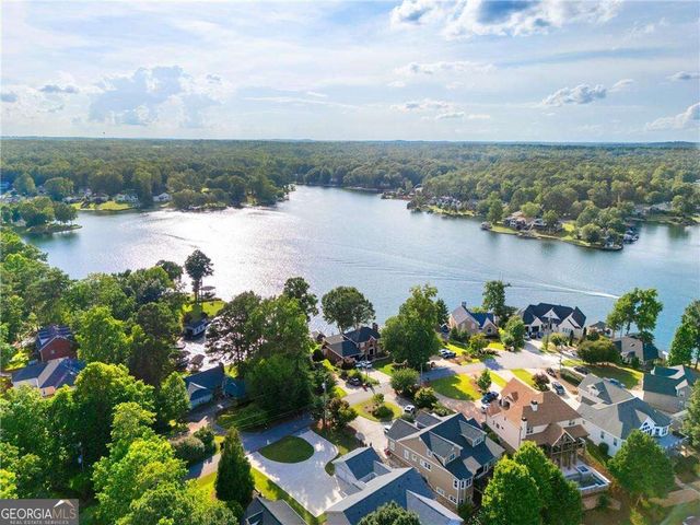 9058 Woodlake Lane, Villa Rica, GA 30180