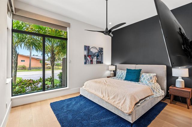2880 NE 35th Street, Lighthouse Point, FL 33064