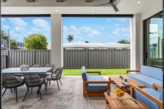 2880 NE 35th Street, Lighthouse Point, FL 33064