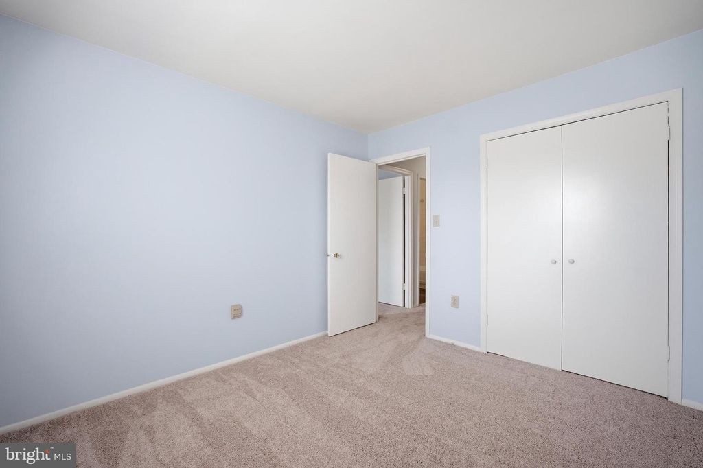 Image 20 of property listing at 14927 CHERRYWOOD DR #5F, Laurel, MD 20707