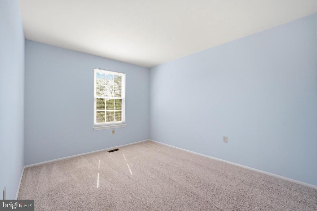 Image 21 of property listing at 14927 CHERRYWOOD DR #5F, Laurel, MD 20707