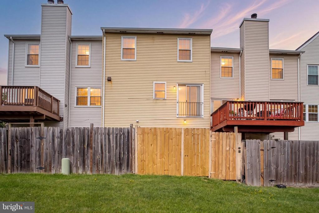 Image 24 of property listing at 14927 CHERRYWOOD DR #5F, Laurel, MD 20707
