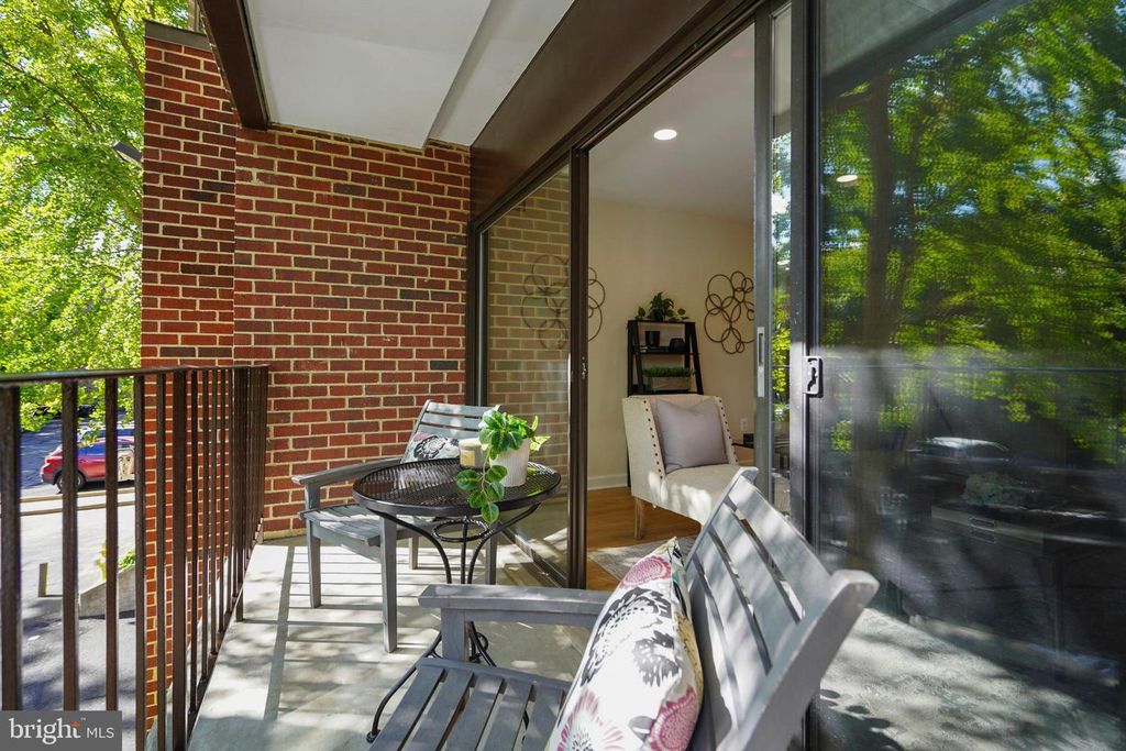 1600 PRINCE ST #102, Alexandria, VA 22314