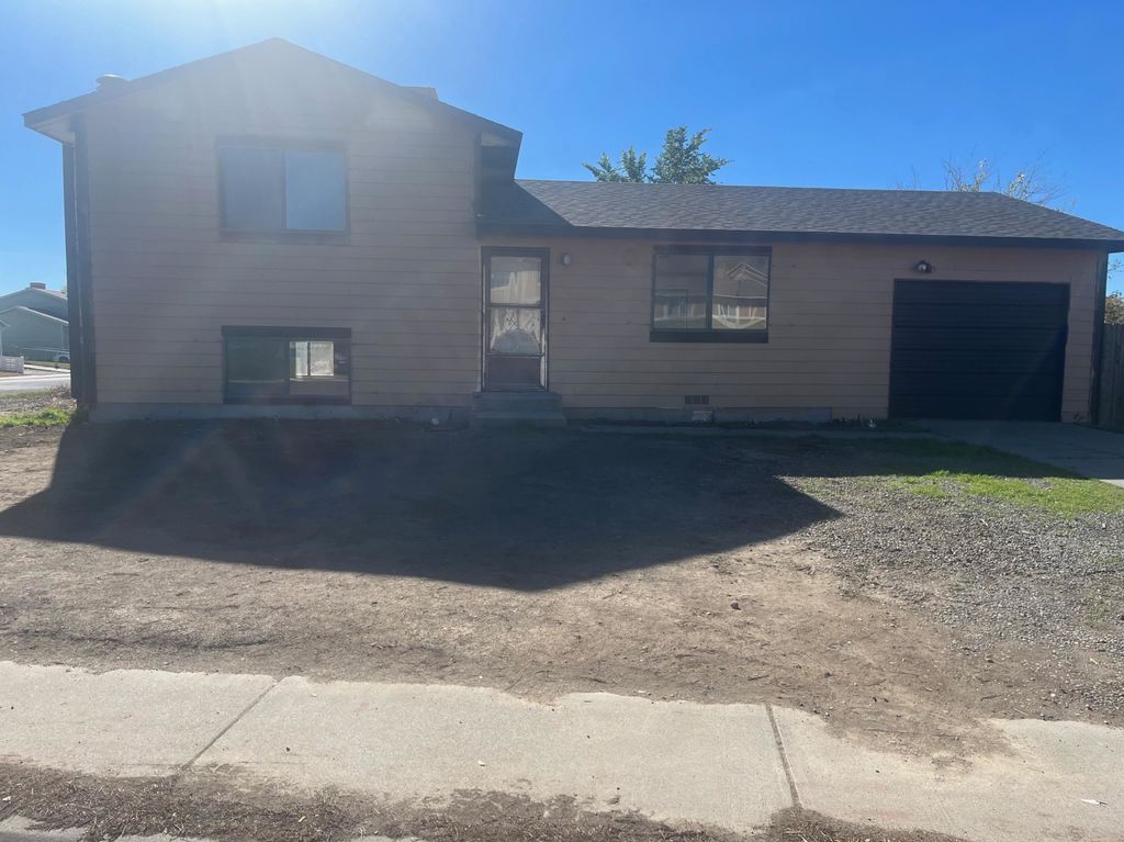 3207 Mesa Avenue, Clifton, CO 81520