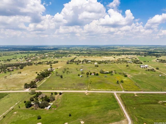 13841 FM 775, La Vernia, TX 78121