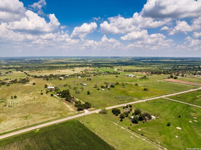 13841 FM 775, La Vernia, TX 78121