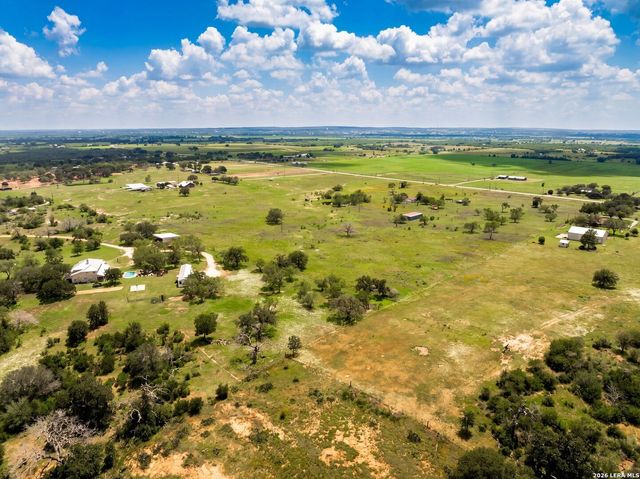 13841 FM 775, La Vernia, TX 78121