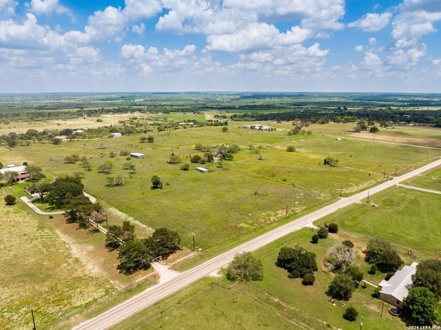 13841 FM 775, La Vernia, TX 78121