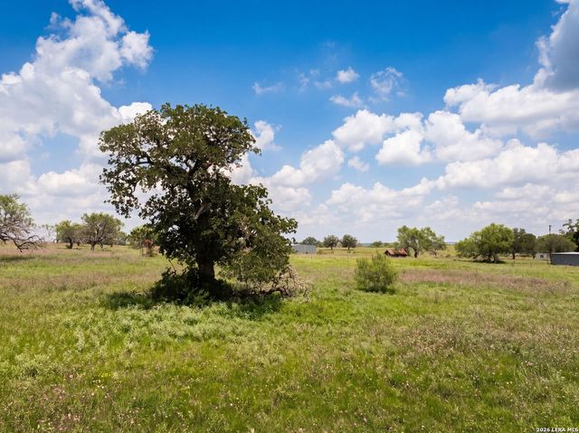 13841 FM 775, La Vernia, TX 78121