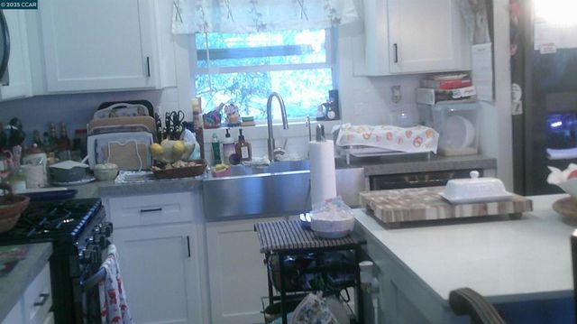 16711 Marsh Creek Rd., Clayton, CA 94517