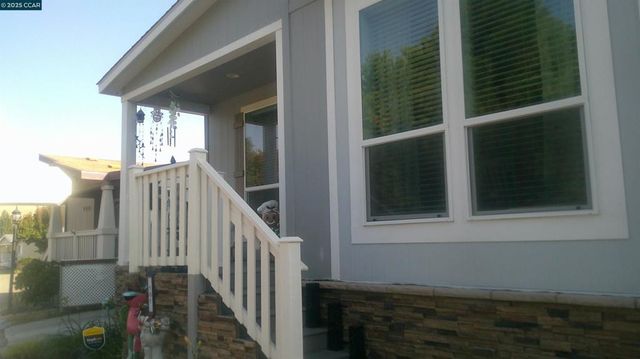 16711 Marsh Creek Rd., Clayton, CA 94517