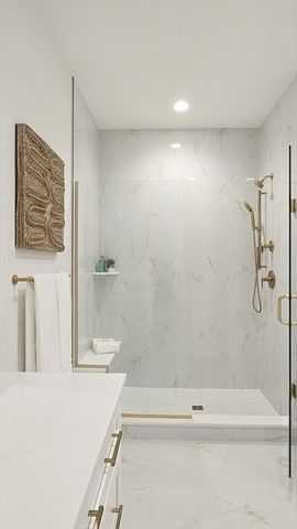 6 Lady Constance Way 21, Westford, MA 01886