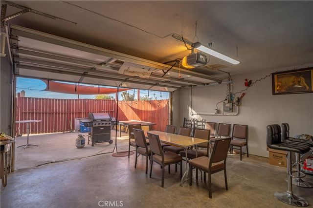 11581 4th Avenue, Hesperia, CA 92345