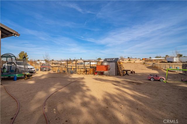 11581 4th Avenue, Hesperia, CA 92345