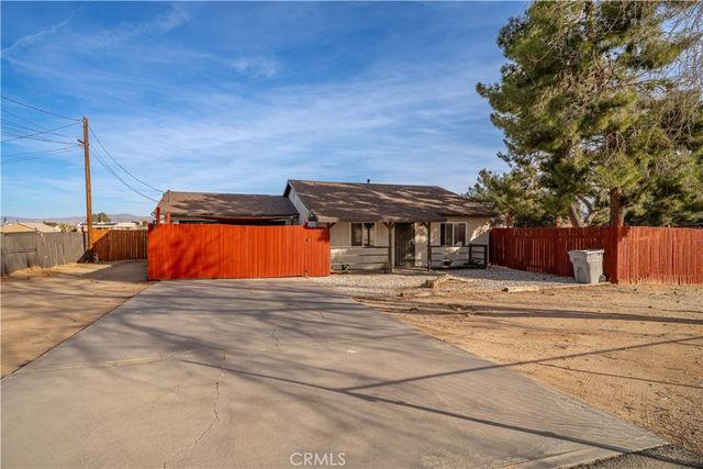 11581 4th Avenue, Hesperia, CA 92345