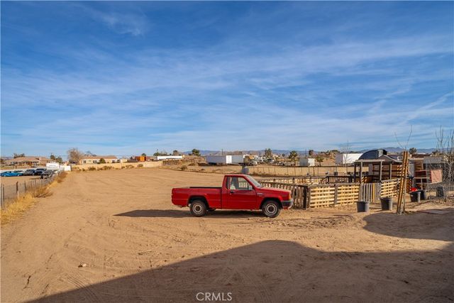 11581 4th Avenue, Hesperia, CA 92345