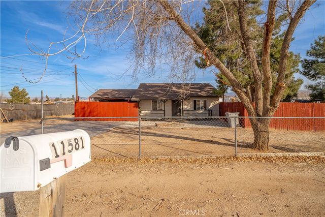 11581 4th Avenue, Hesperia, CA 92345