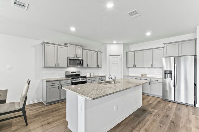 2920 Pinecrest Drive, Aubrey, TX 76227