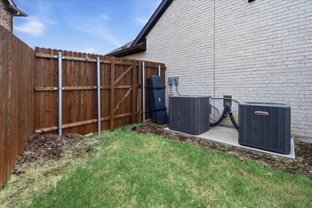 4401 Barkley Lane, Mesquite, TX 75181