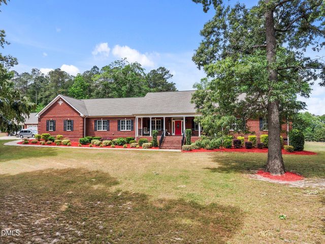 2880 Elevation Road, Four Oaks, NC 27524