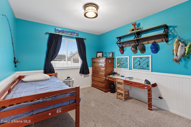 8308 N Vantage DR, Hayden, ID 83835