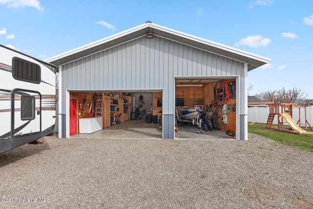 8308 N Vantage DR, Hayden, ID 83835