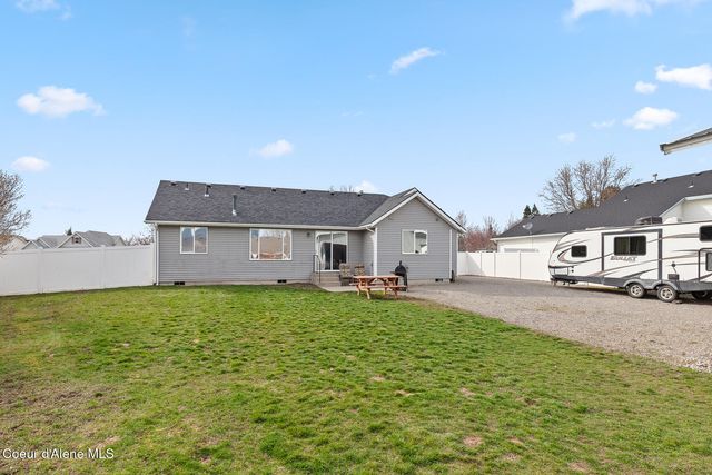 8308 N Vantage DR, Hayden, ID 83835