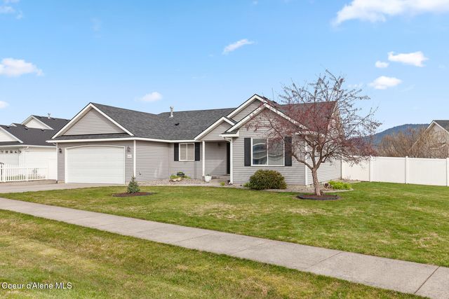 8308 N Vantage DR, Hayden, ID 83835