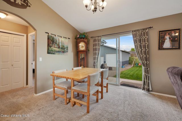 8308 N Vantage DR, Hayden, ID 83835