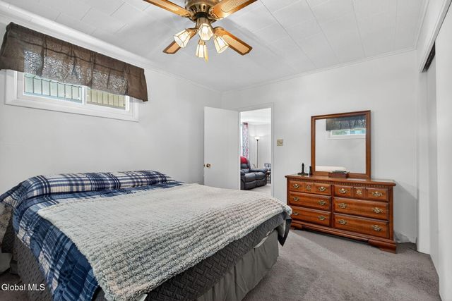 386-388 Locust Avenue, Amsterdam, NY 12010