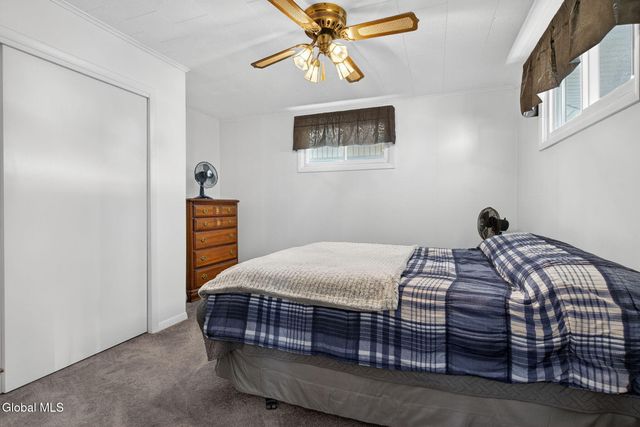 386-388 Locust Avenue, Amsterdam, NY 12010