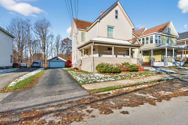 386-388 Locust Avenue, Amsterdam, NY 12010