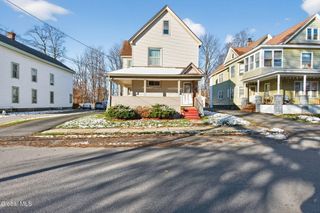 386-388 Locust Avenue, Amsterdam, NY 12010