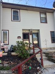 2804 BROMLEY ESTS, Pine Hill, NJ 08021