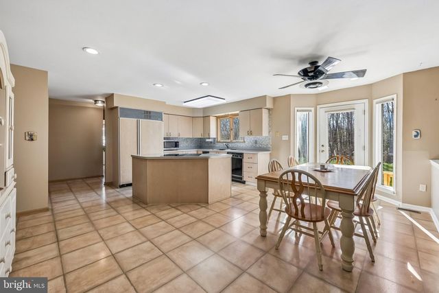 11 SILVER LAKE DR, Shamong, NJ 08088