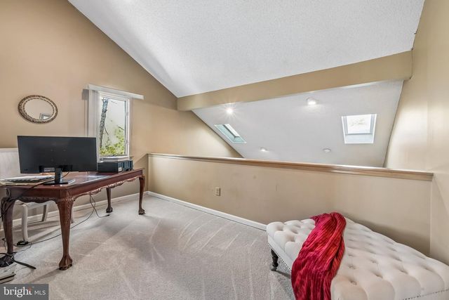 11 SILVER LAKE DR, Shamong, NJ 08088