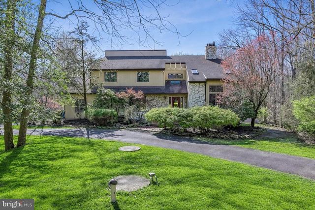 11 SILVER LAKE DR, Shamong, NJ 08088