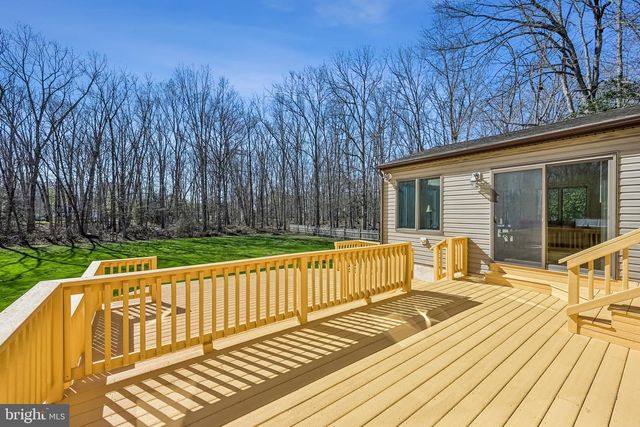 11 SILVER LAKE DR, Shamong, NJ 08088